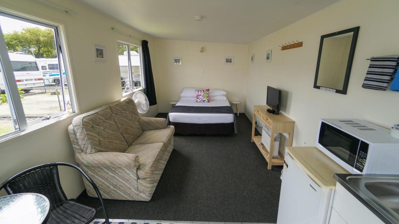Whangarei Central Holiday Park ภายนอก รูปภาพ